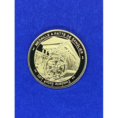 mdaille_7_recto_la_patte_de_sanglier